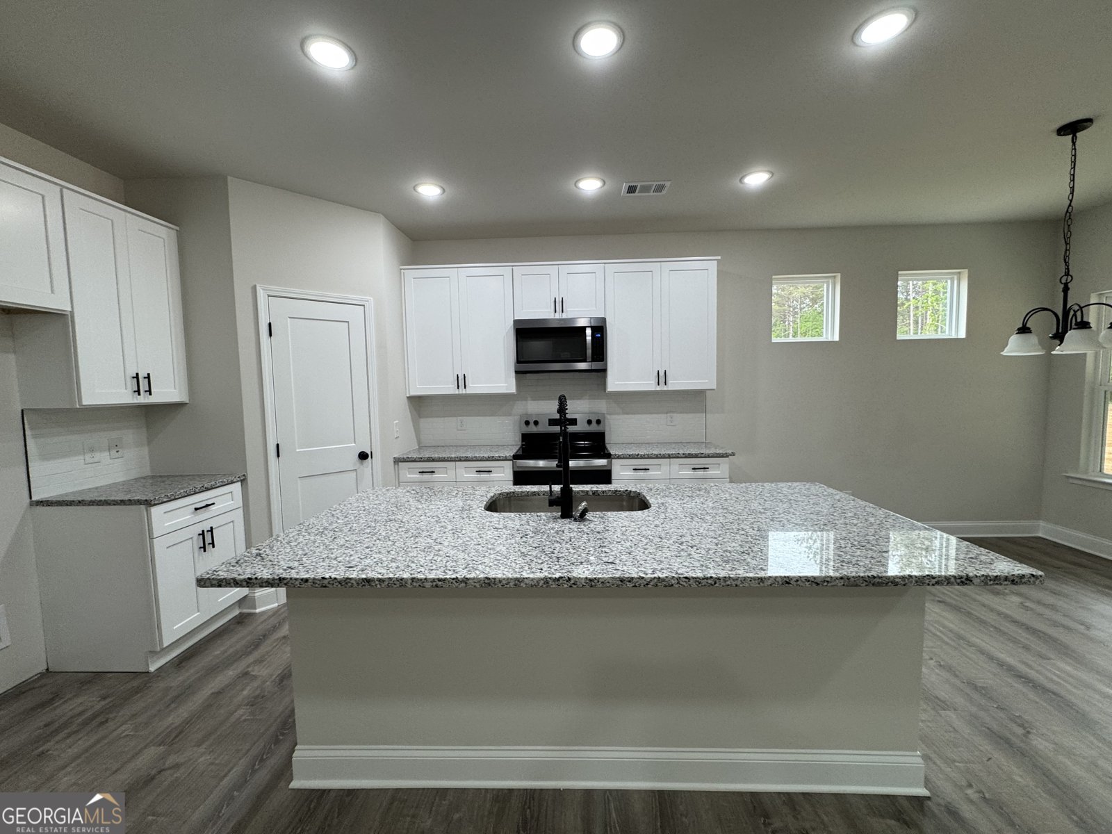 2113 N. Hicks Toccoa - Photo 8