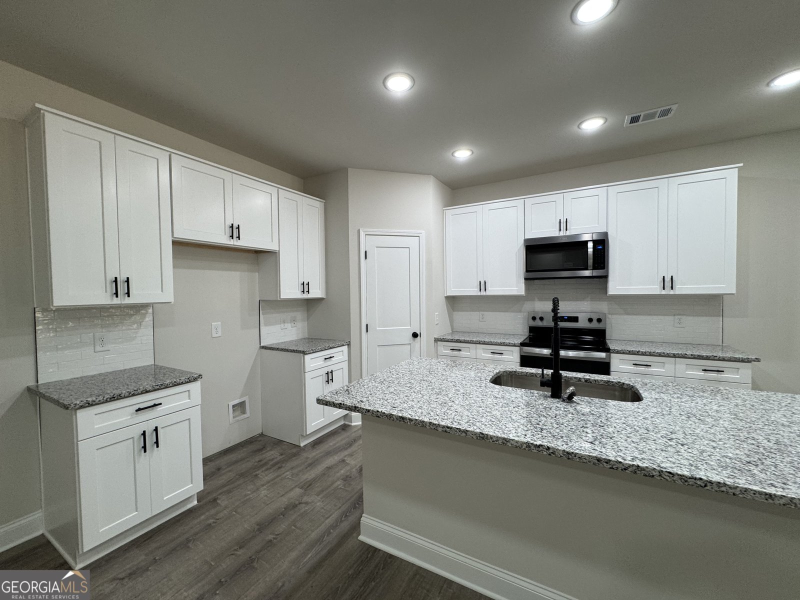 2113 N. Hicks Toccoa - Photo 9