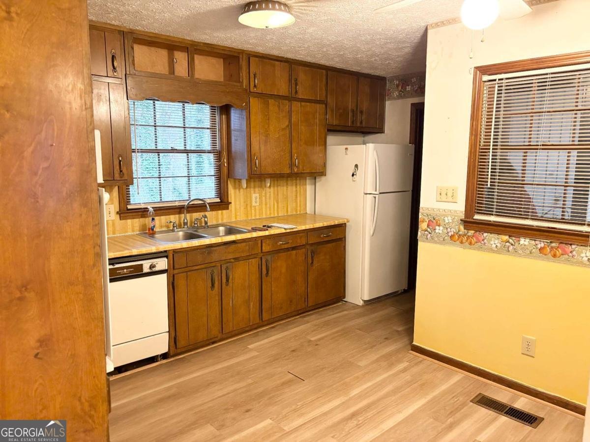 2356 Cambridge Street Snellville - Photo 9