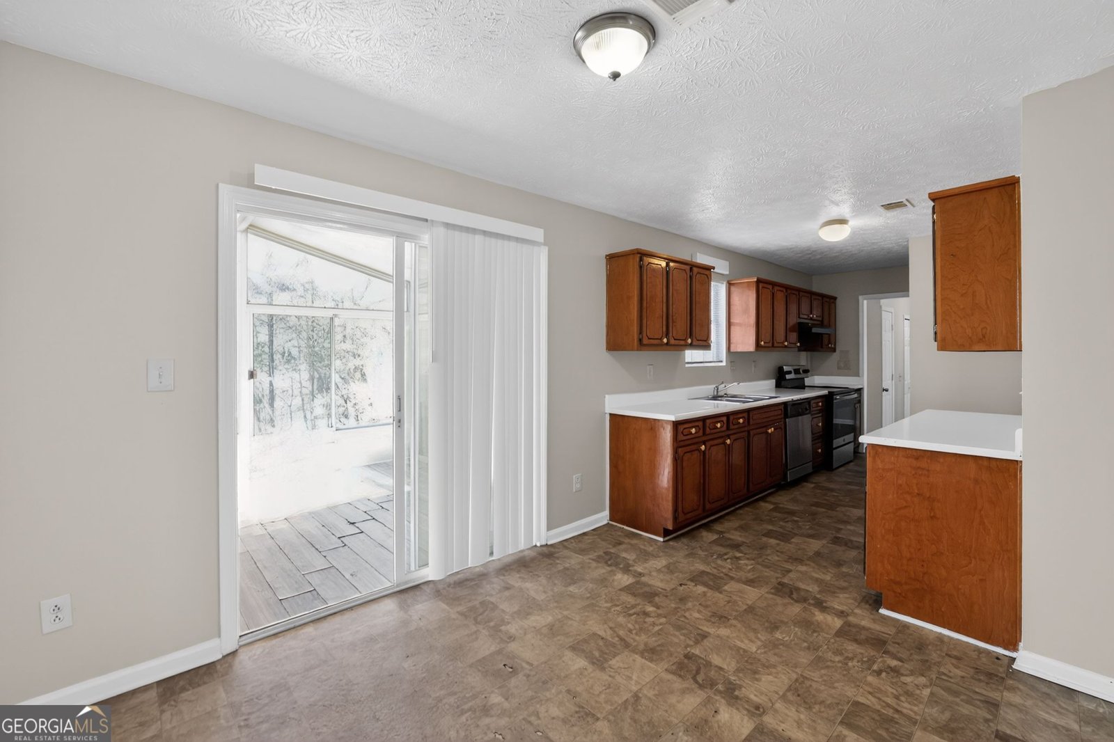 2820 Robinson Wood Drive Riverdale - Photo 17