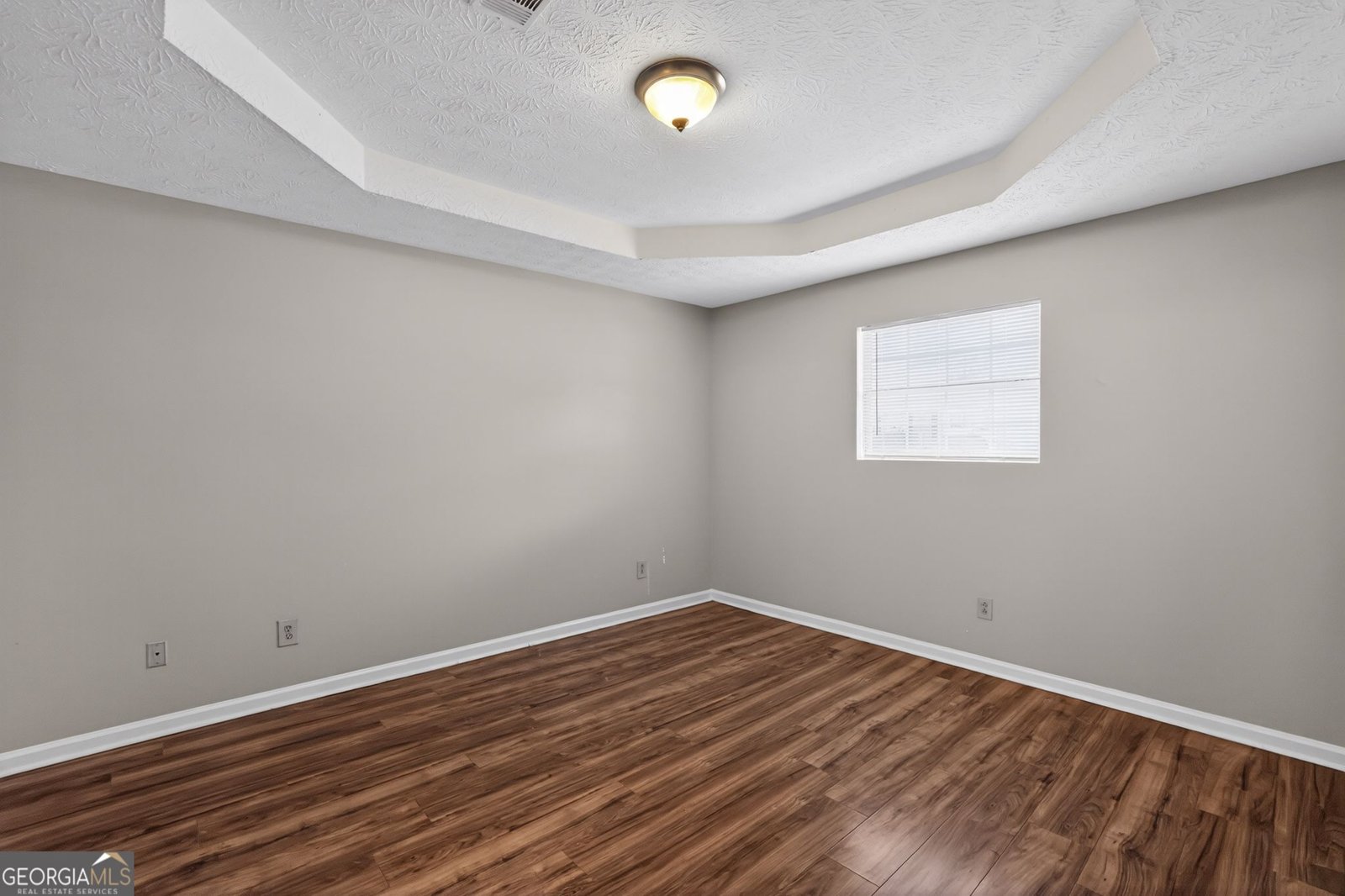 2820 Robinson Wood Drive Riverdale - Photo 9