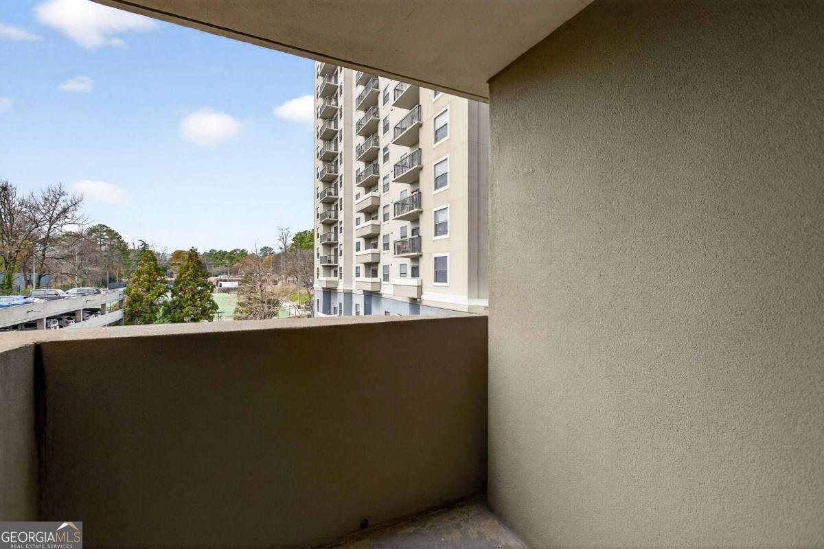 795 Hammond Drive Atlanta - Photo 18