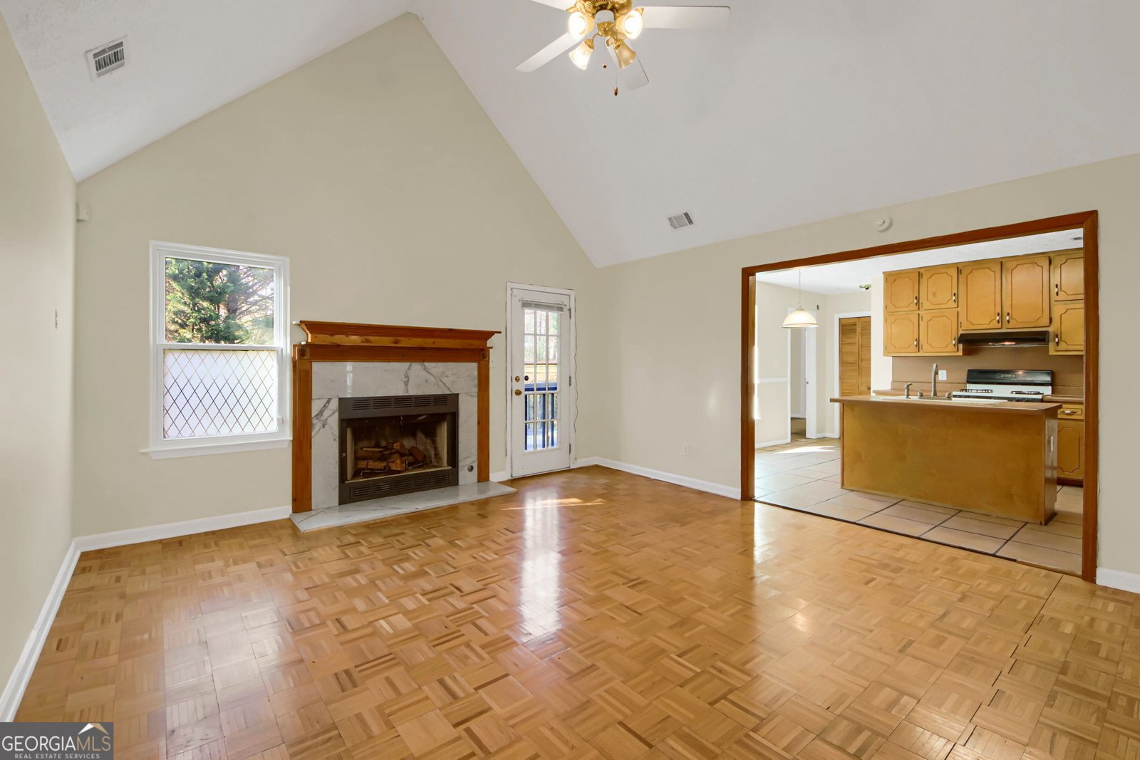 357 Falling Timber Court Stockbridge - Photo 13