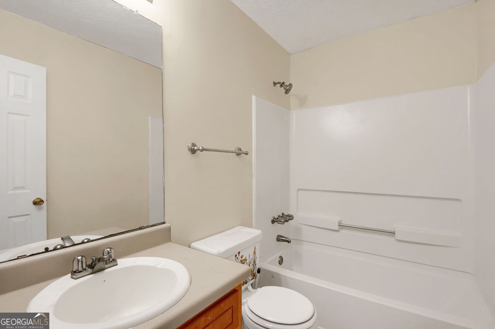 357 Falling Timber Court Stockbridge - Photo 16