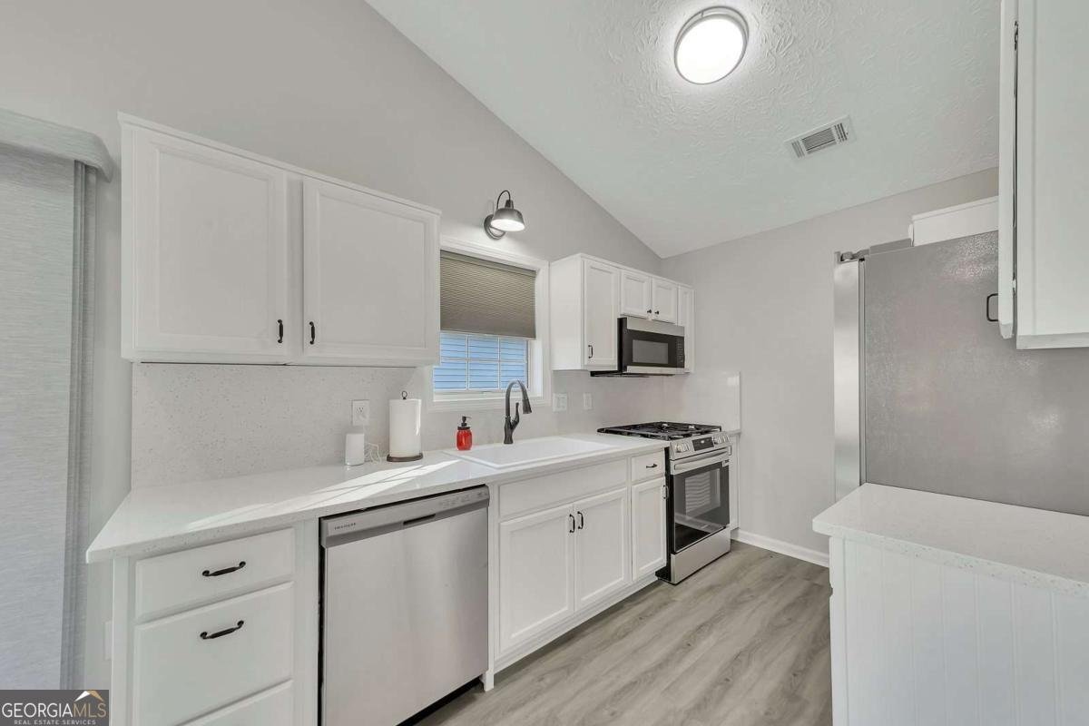 1095 Britley Park Lane Woodstock - Photo 10