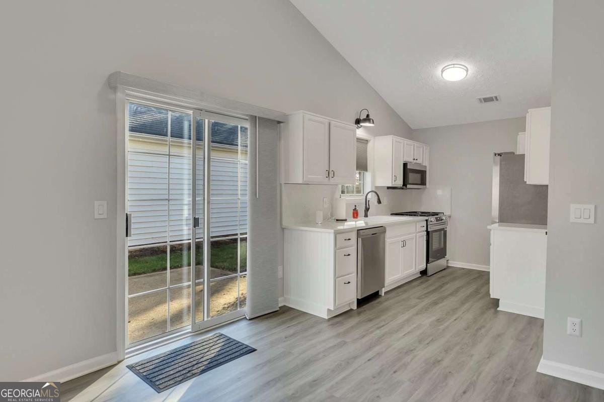 1095 Britley Park Lane Woodstock - Photo 7