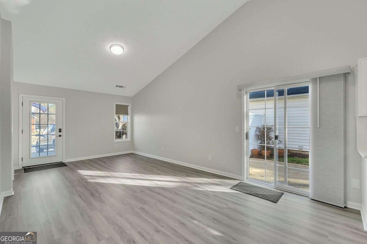 1095 Britley Park Lane Woodstock - Photo 8