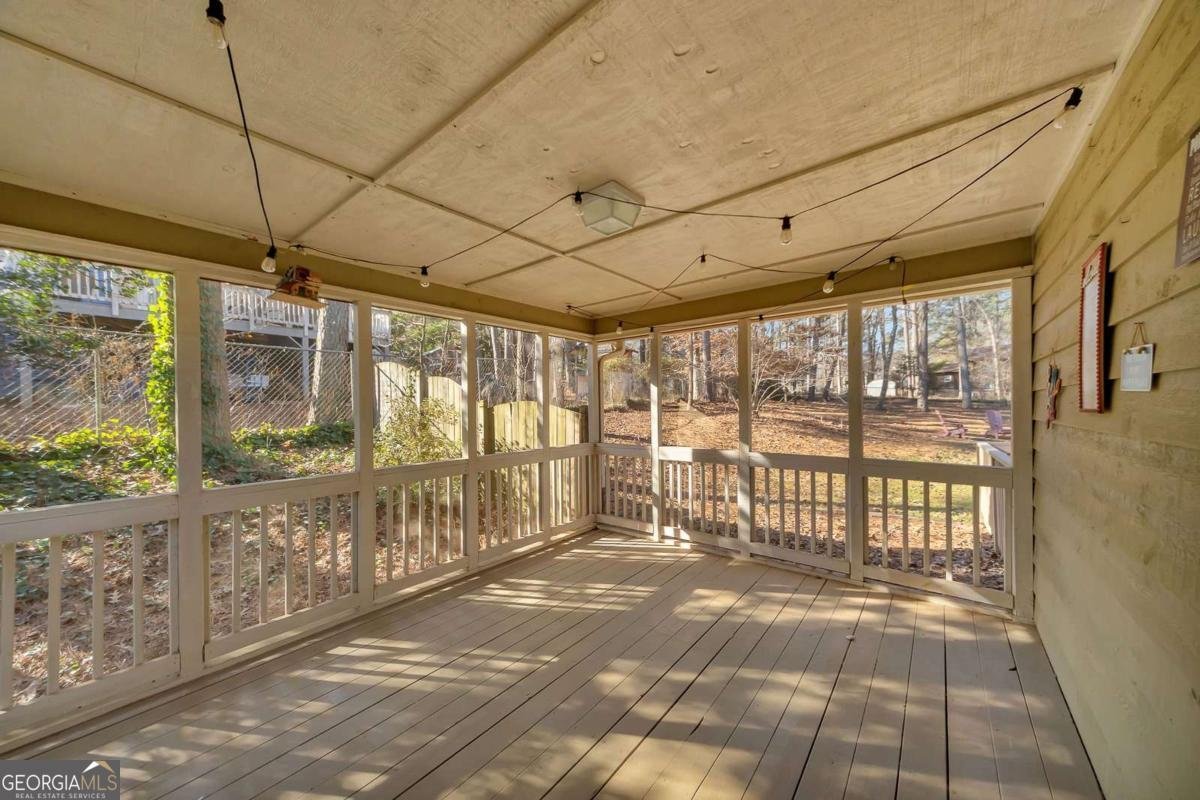 403 Allatoona Court Woodstock - Photo 32