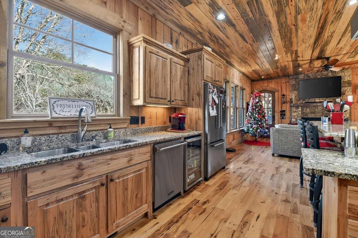 1901 Hogback Drive Blue Ridge - Photo 12