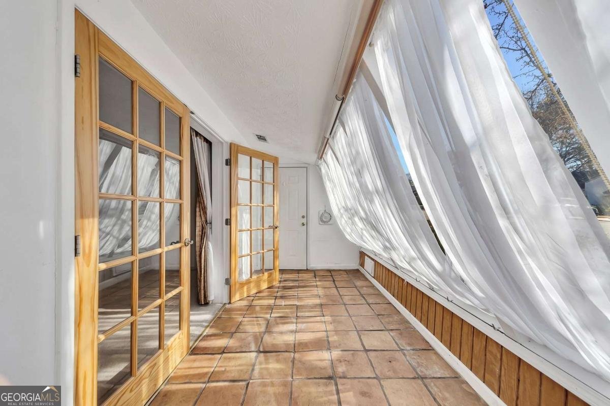 224 Goshen Lane Woodstock - Photo 6