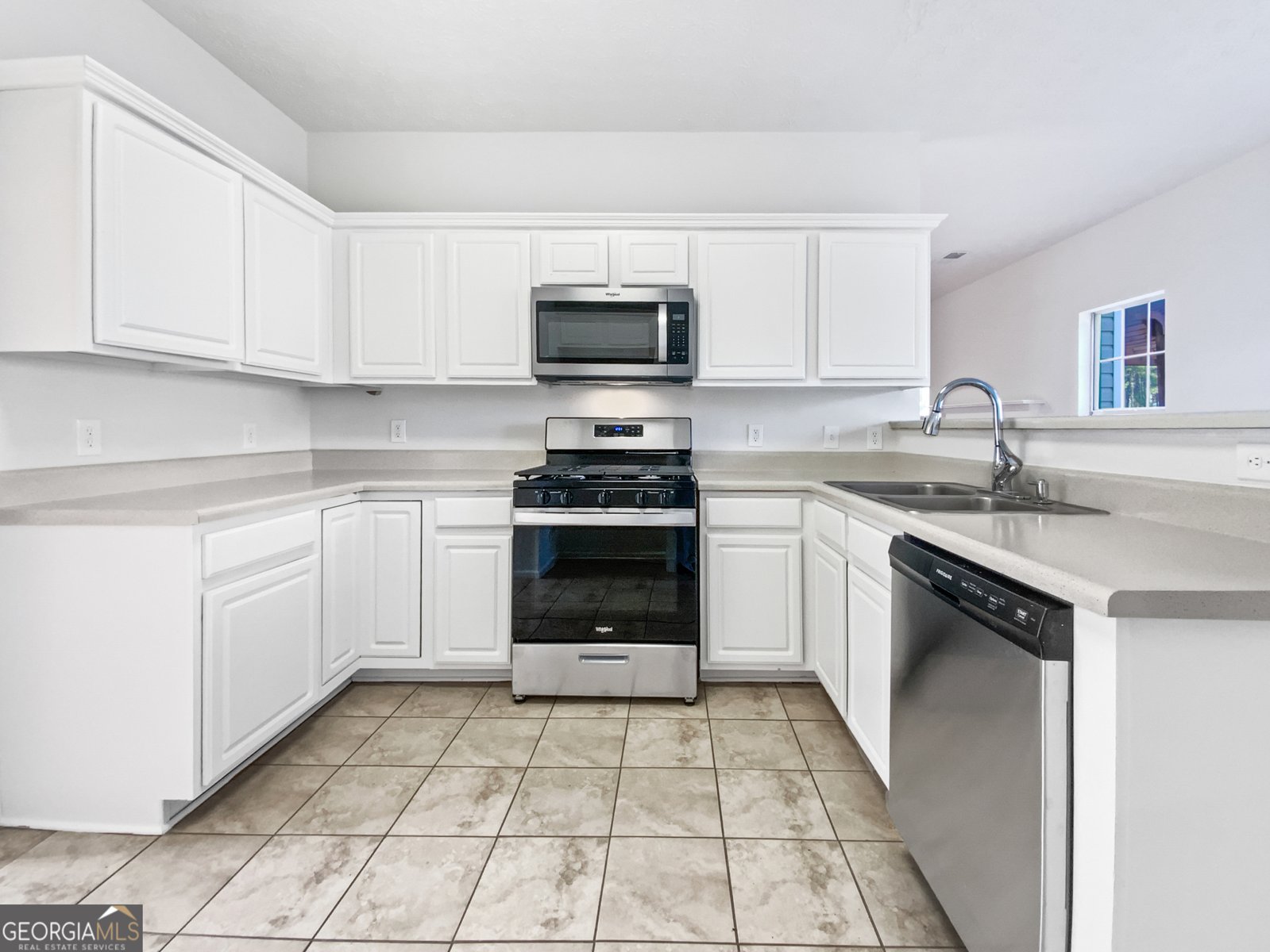 1231 Silverstone Trail Jonesboro - Photo 6