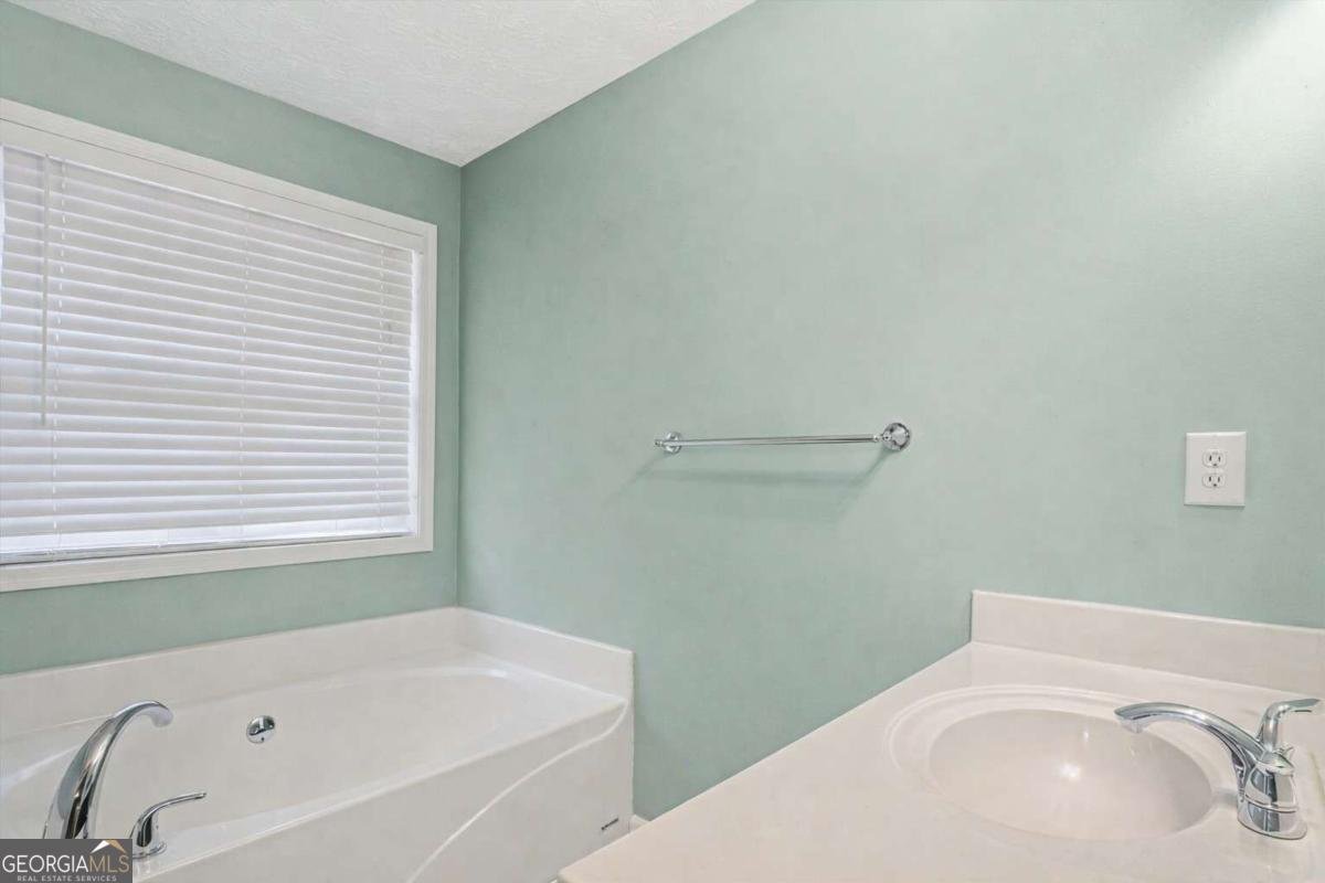 402 Arbor Circle Monroe - Photo 18