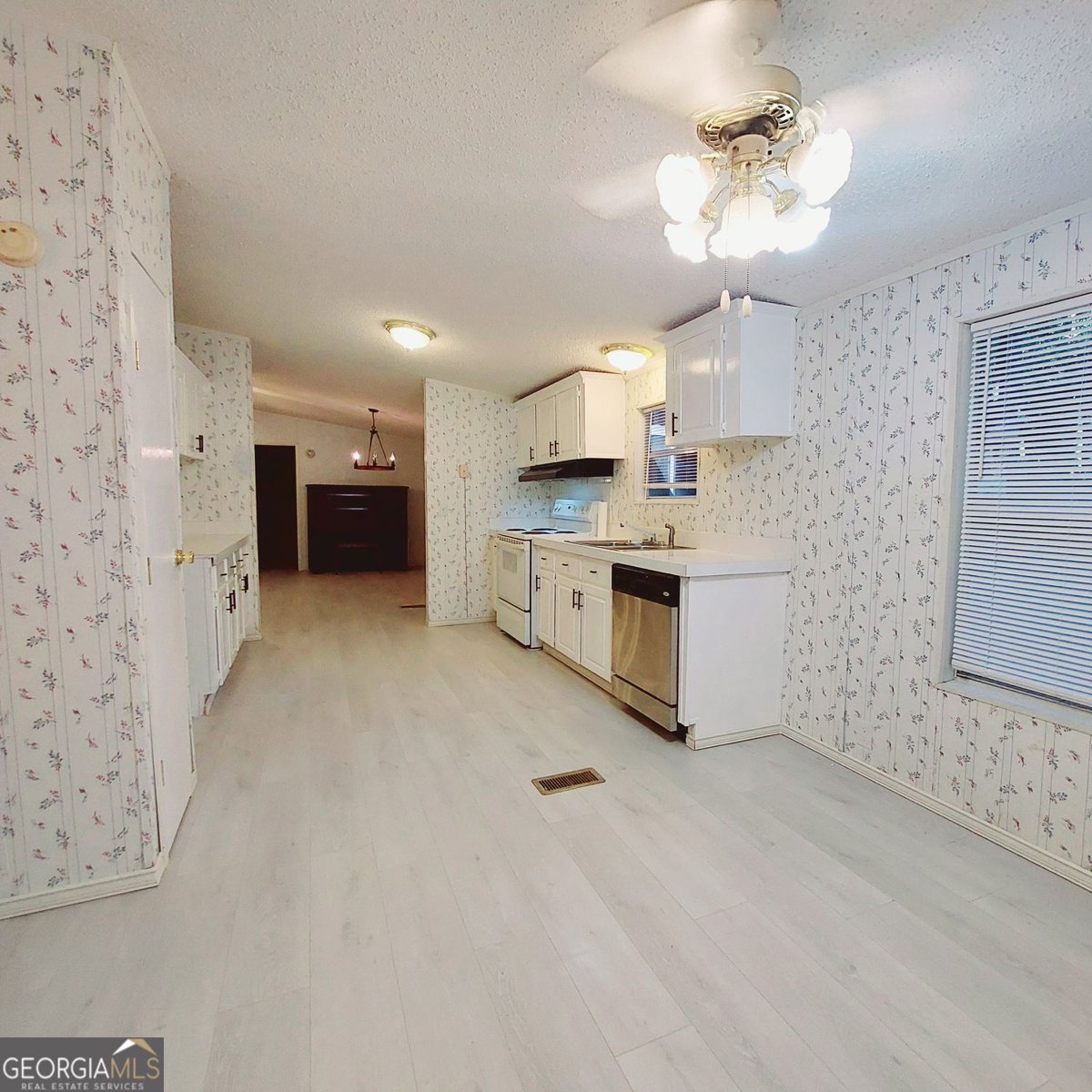 281 Mockingbird Drive Monticello - Photo 6