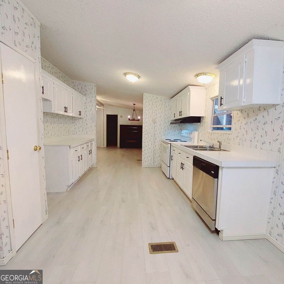 281 Mockingbird Drive Monticello - Photo 7