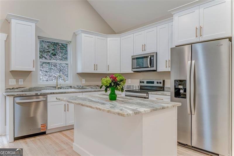 79 Logan Ellijay - Photo 35