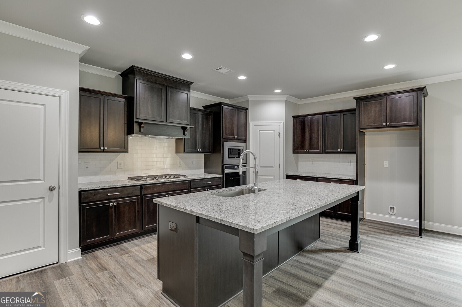 1101 Bartlett Trace Suwanee - Photo 11