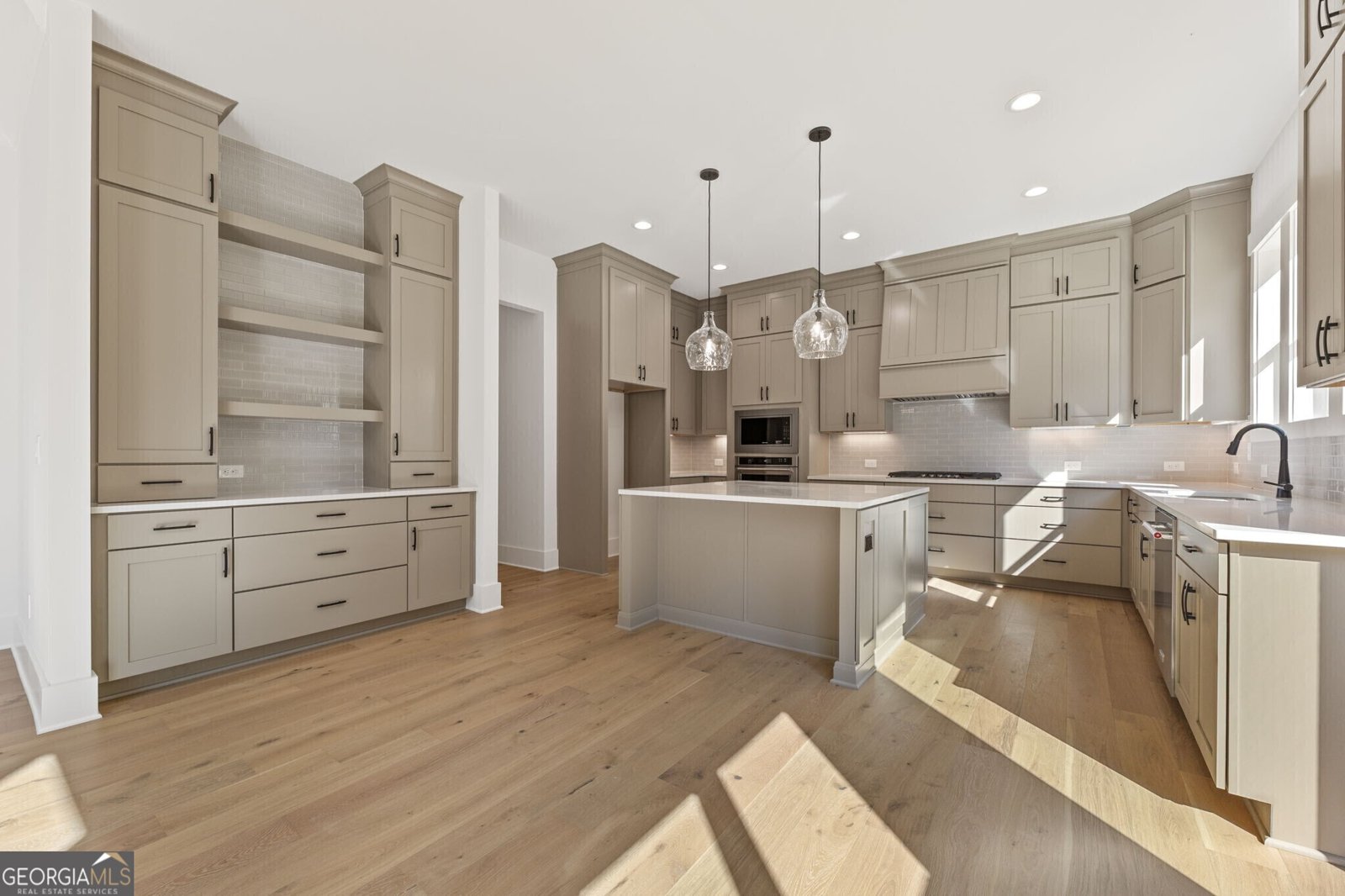 9135 Greenway Court Gainesville - Photo 10