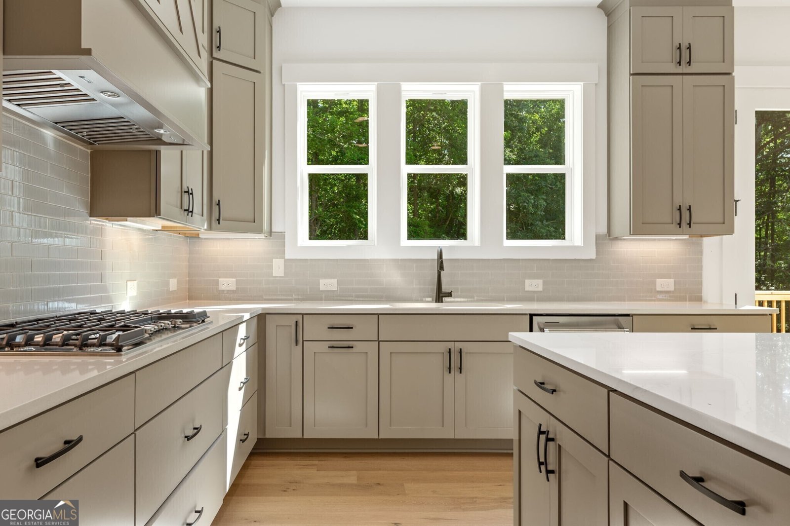 9135 Greenway Court Gainesville - Photo 12