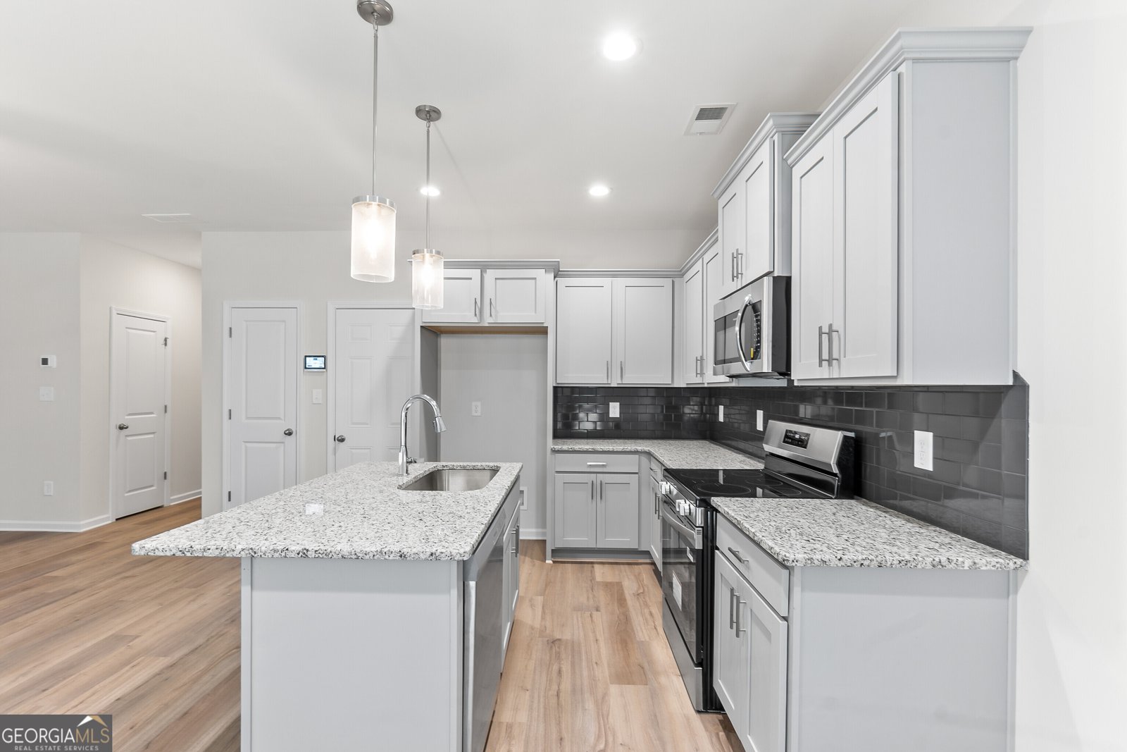 1034 Sun Valley Court Macon - Photo 15