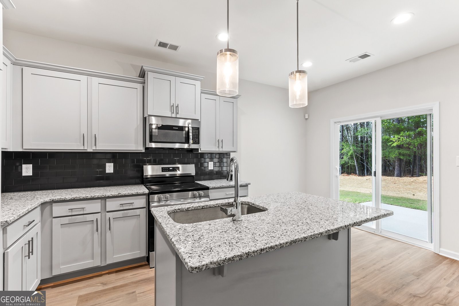 1034 Sun Valley Court Macon - Photo 18