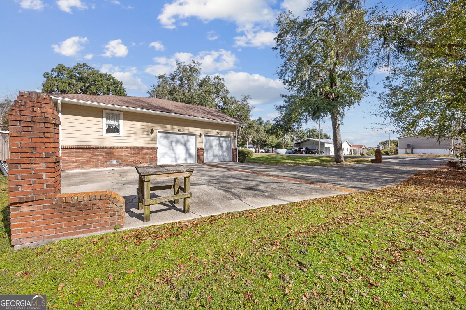 208 Hall Street St. Marys - Photo 6