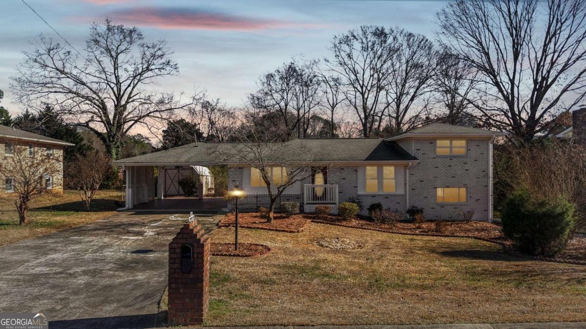 3284 Bernard Drive Marietta - Photo 1