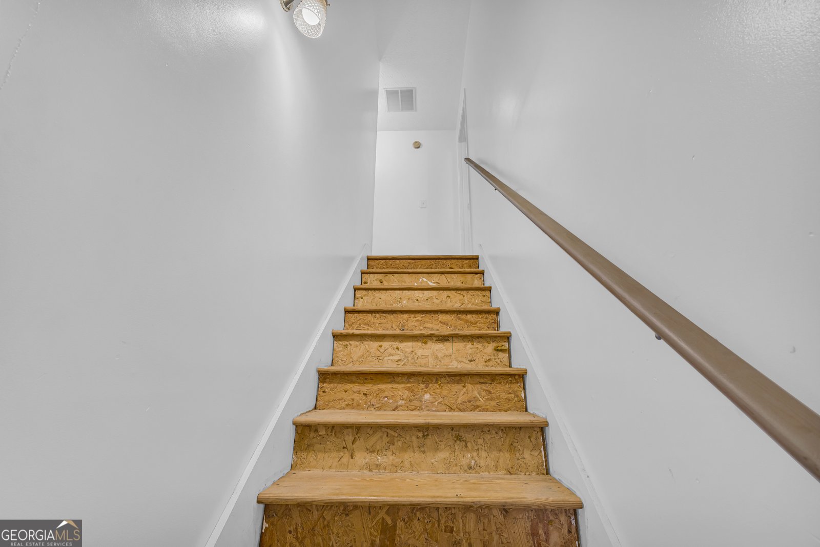 365 Falling Timber Court Stockbridge - Photo 23