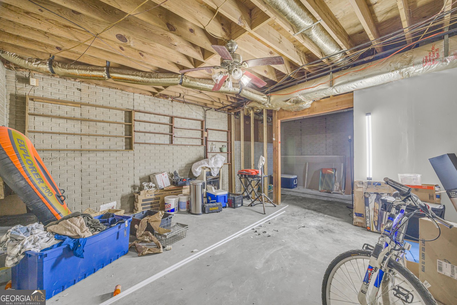 365 Falling Timber Court Stockbridge - Photo 33