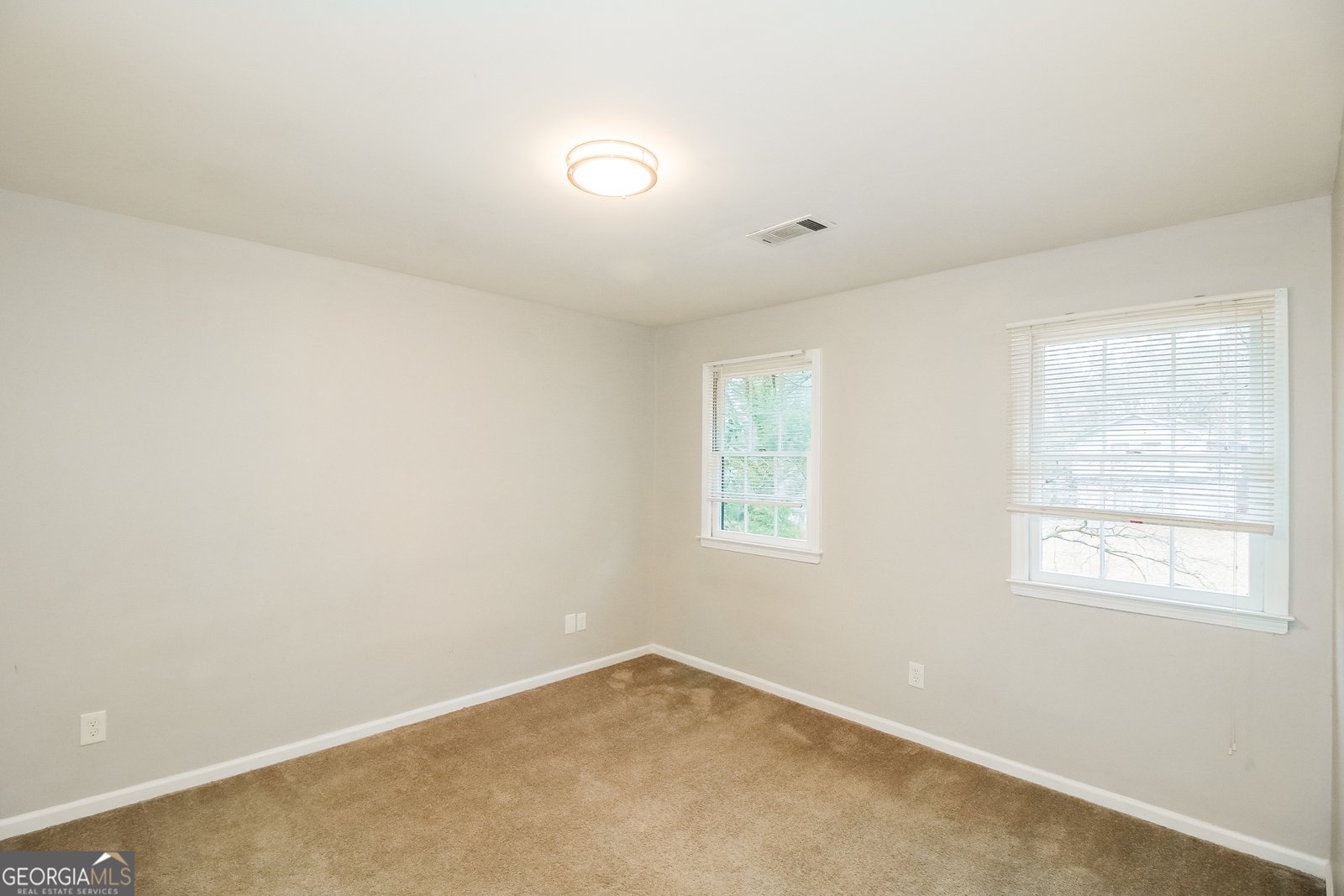 1672 Briarbend Court Stone Mountain - Photo 13