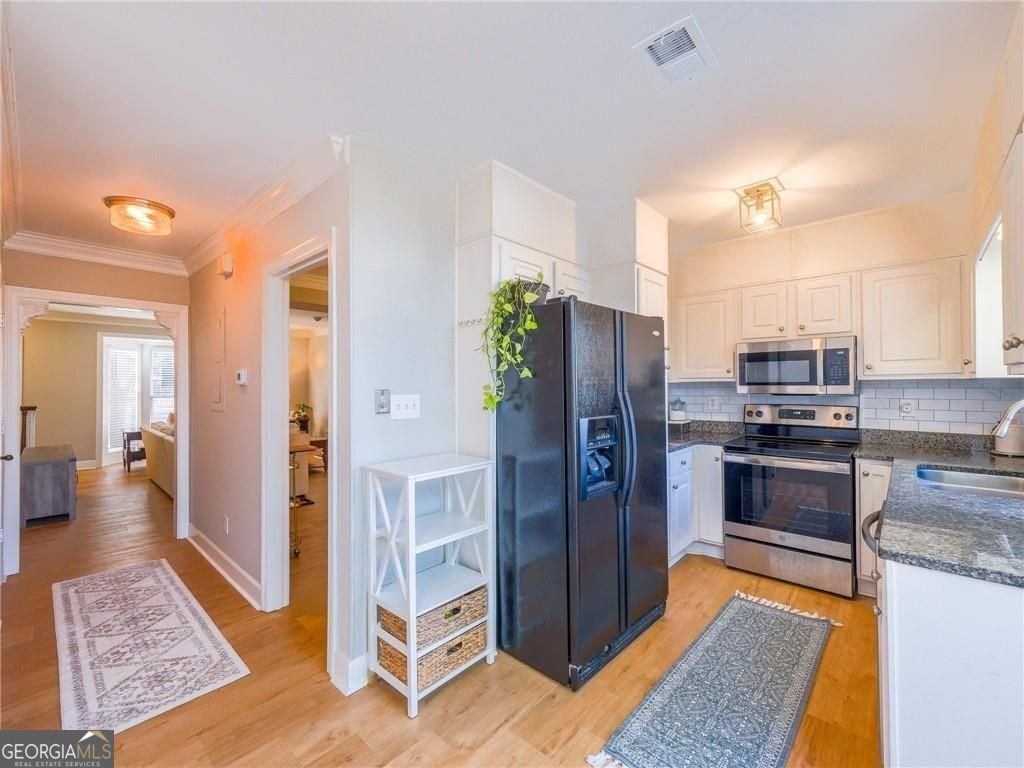 7500 Roswell Road Sandy Springs - Photo 6