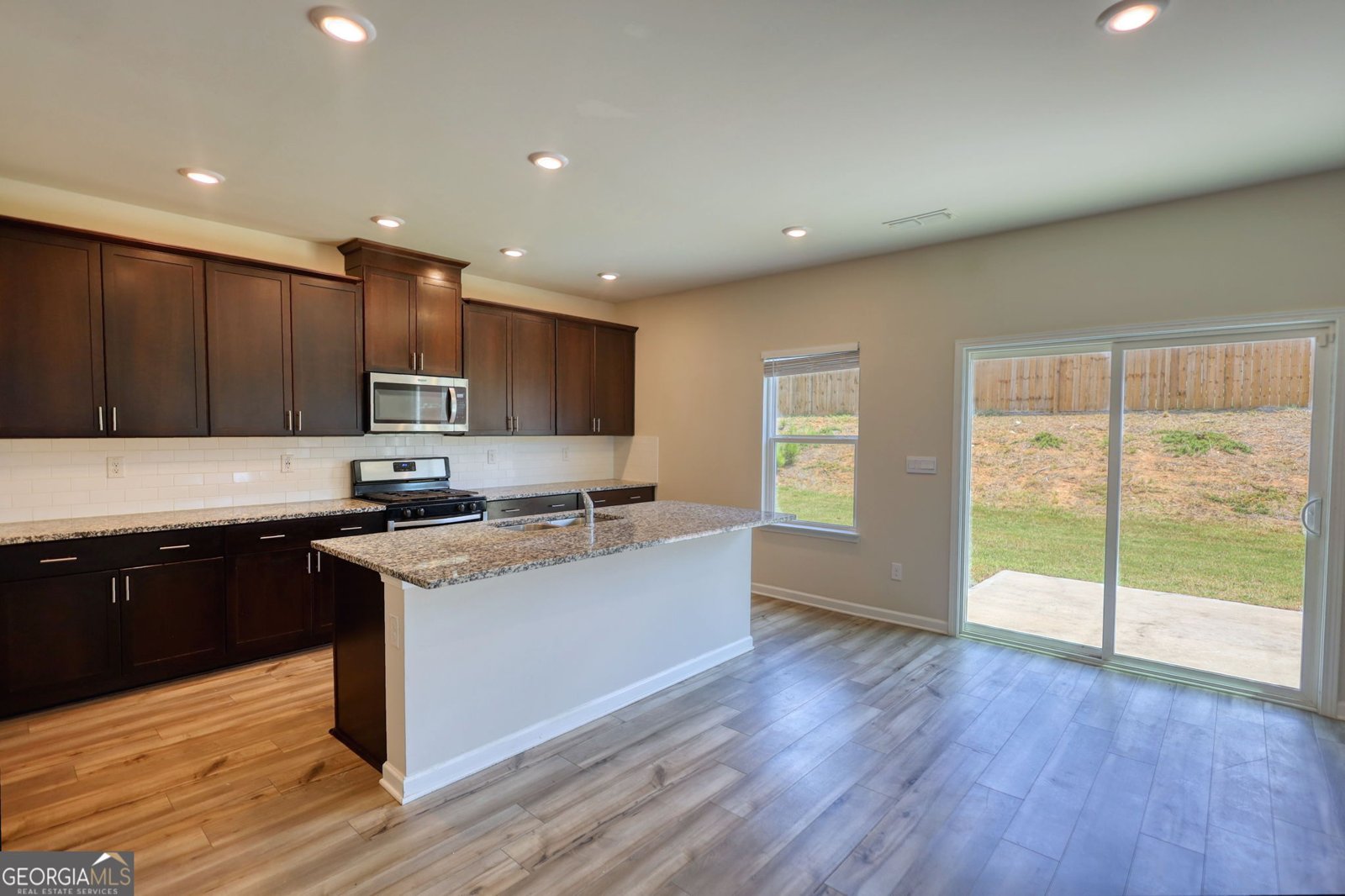 719 Sara Meadow Road Loganville - Photo 7