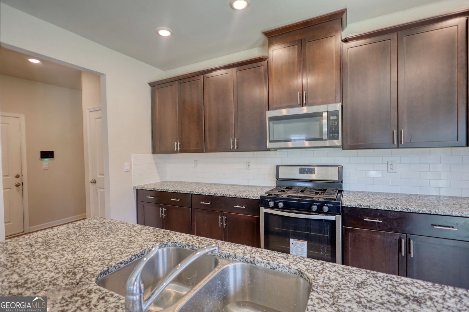 719 Sara Meadow Road Loganville - Photo 9