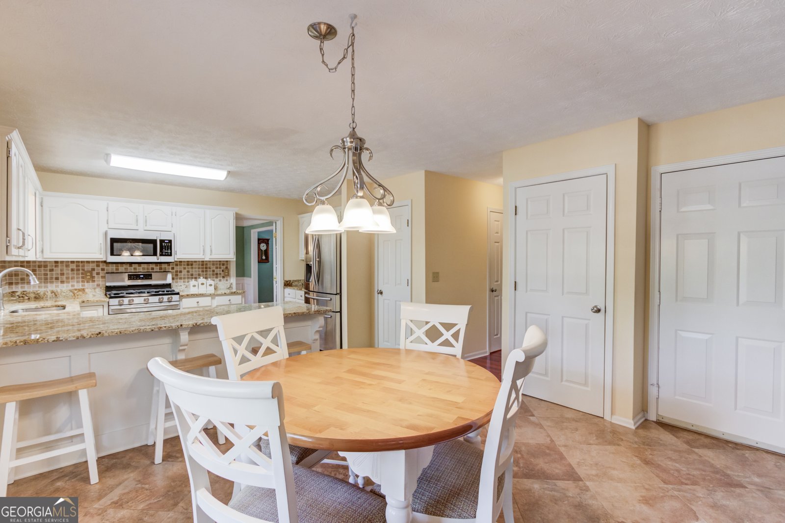 1974 Emerson Lake Circle Snellville - Photo 18