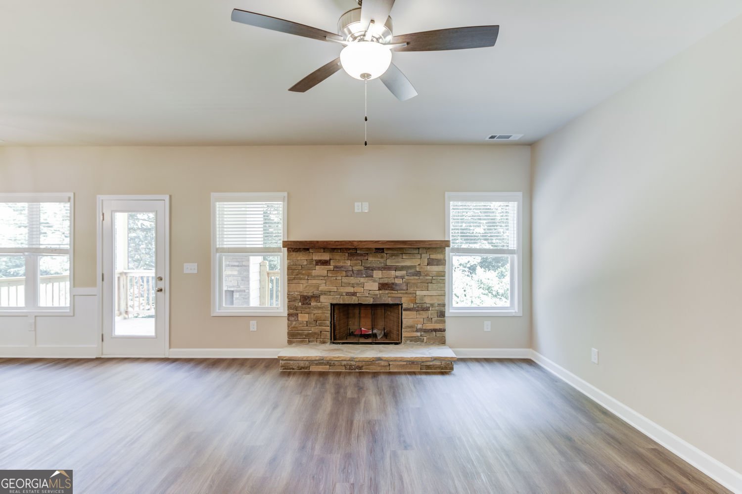 6450 River Plantation Station Drive Lula - Photo 8