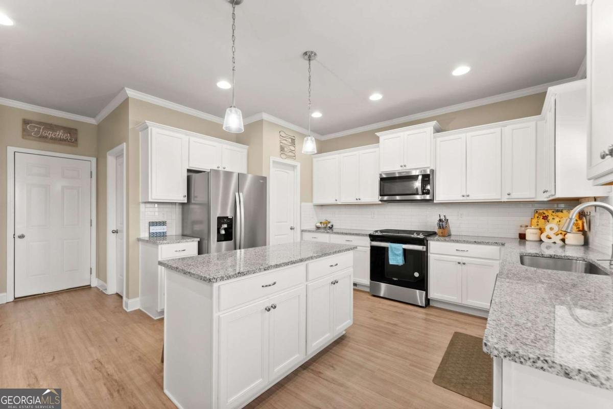 3929 Camden Court Gainesville - Photo 12