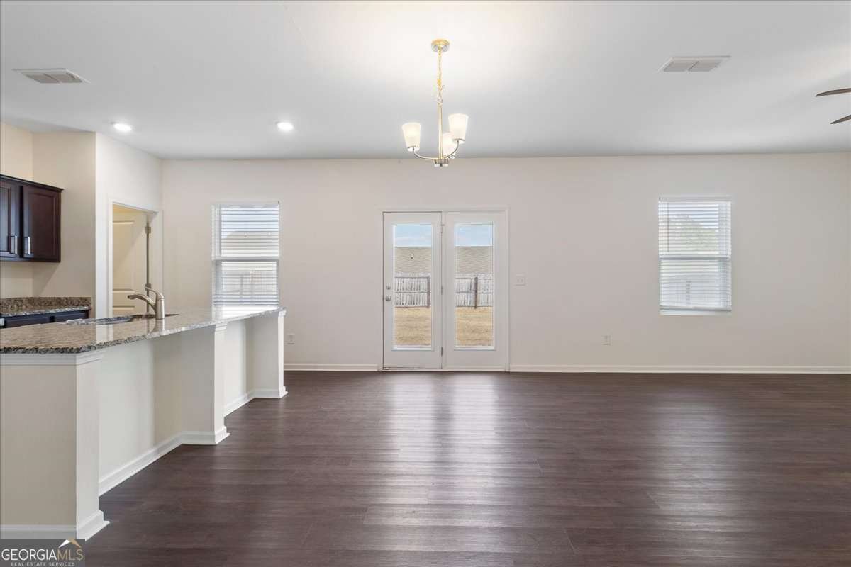 4394 Kendrick Circle Loganville - Photo 6