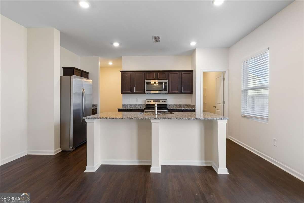 4394 Kendrick Circle Loganville - Photo 8