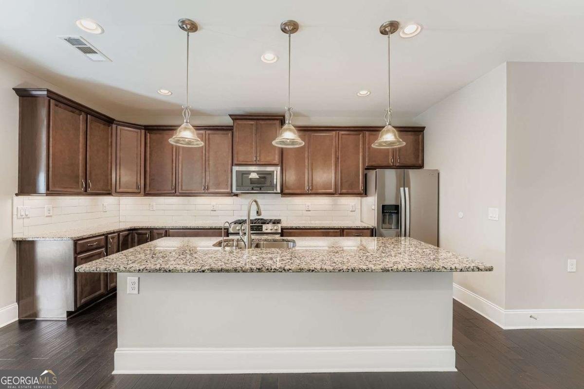 313 DERRYMORE Drive Woodstock - Photo 12