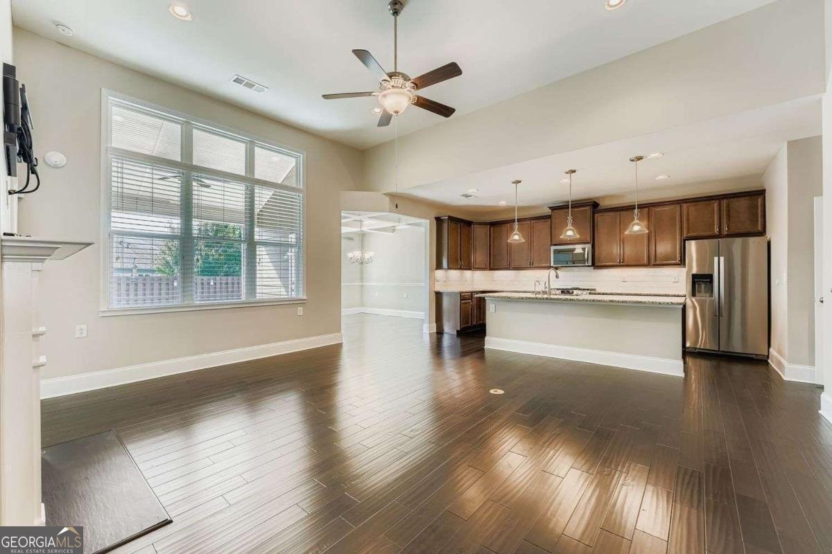 313 DERRYMORE Drive Woodstock - Photo 6