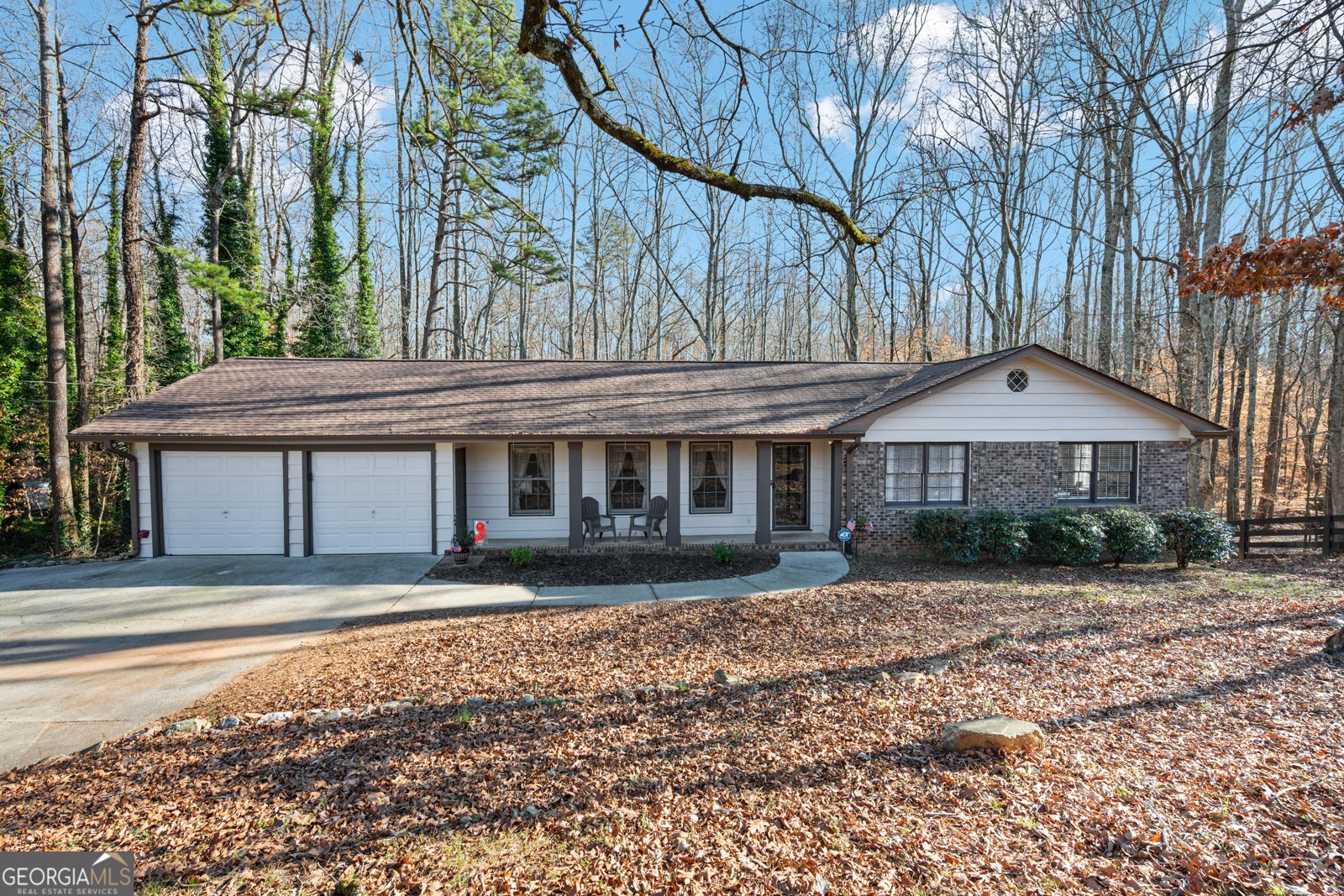 2446 Thrasher Road Buford - Photo 1