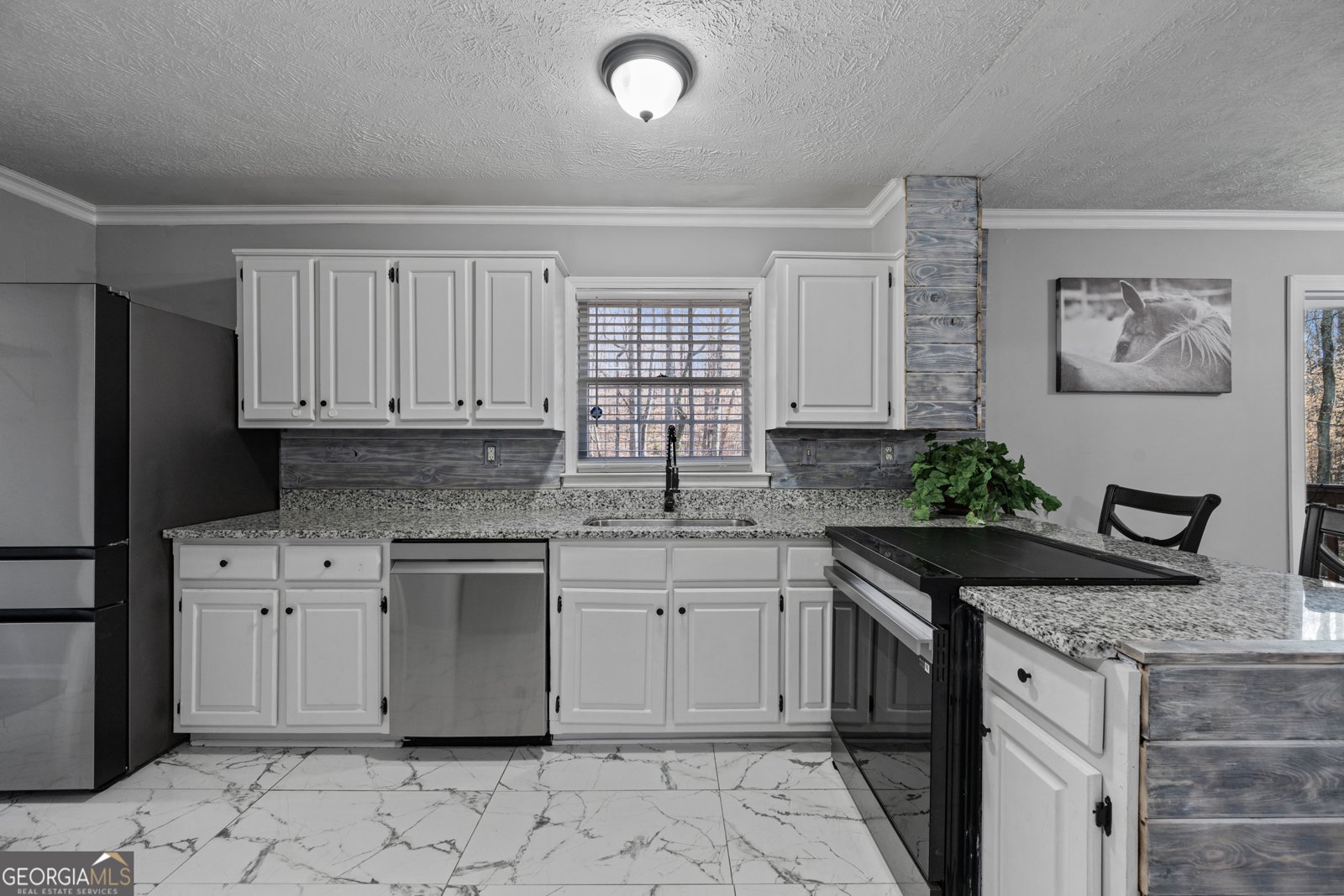 2446 Thrasher Road Buford - Photo 9