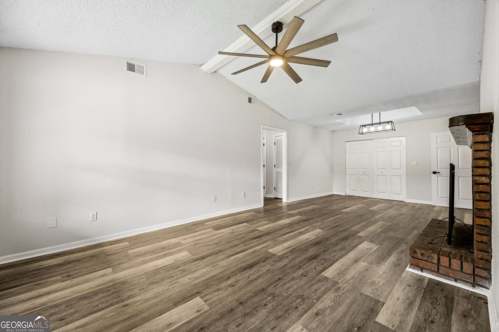 106 Meadow Court Kingsland - Photo 9