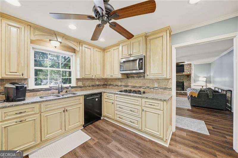 3743 Spring Leaf Court Acworth - Photo 6