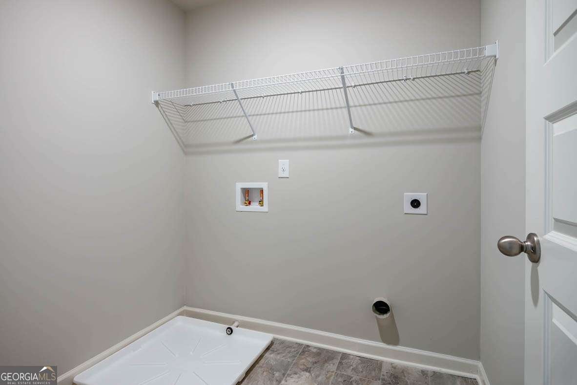 655 Whitman Lane Stockbridge - Photo 9