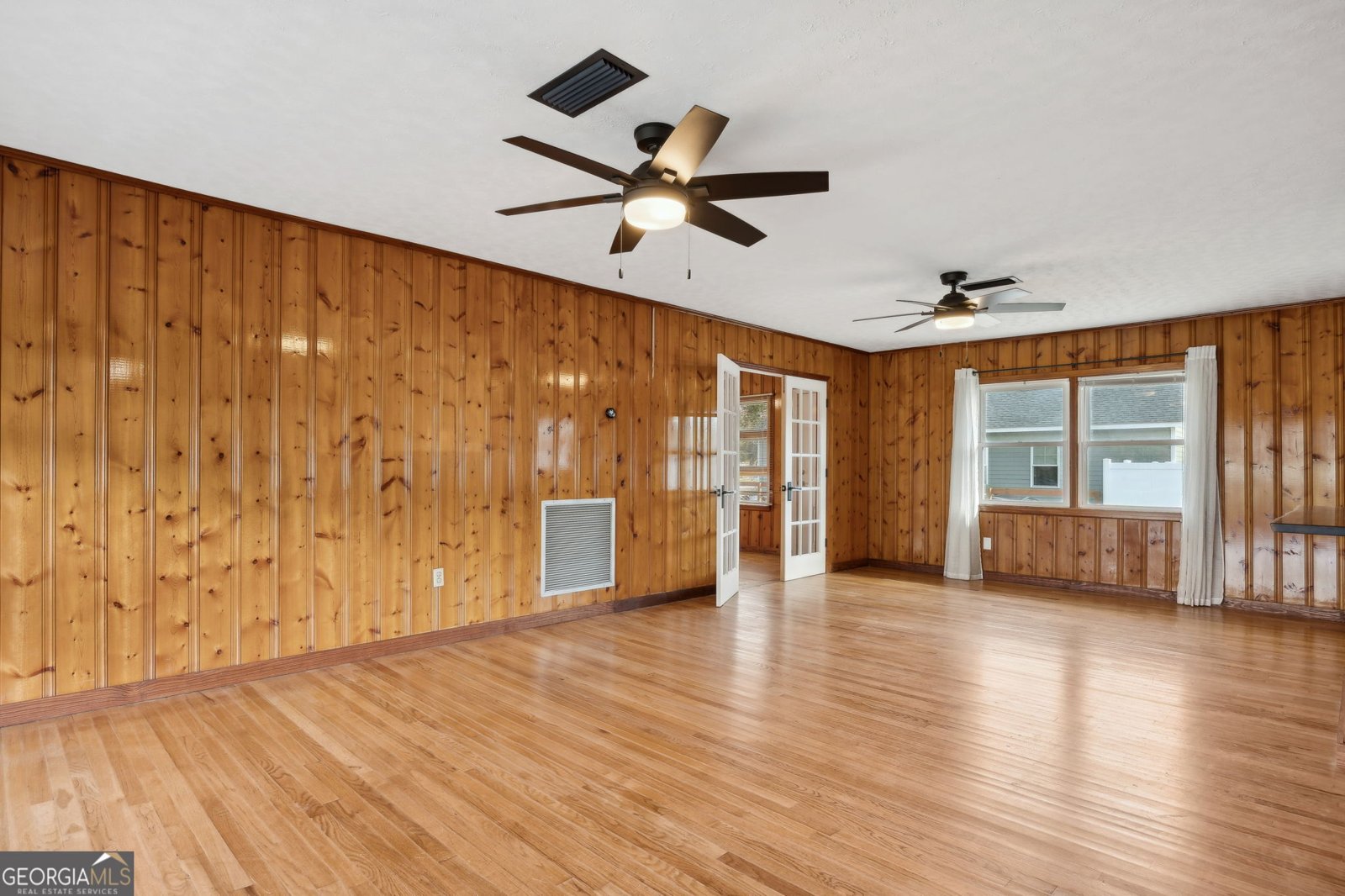 601 South East Street Kingsland - Photo 6