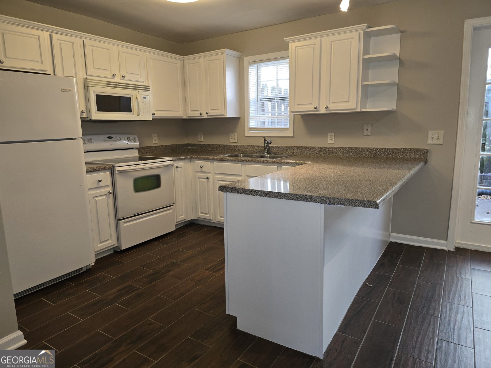 1014 Summer Place Norcross - Photo 11