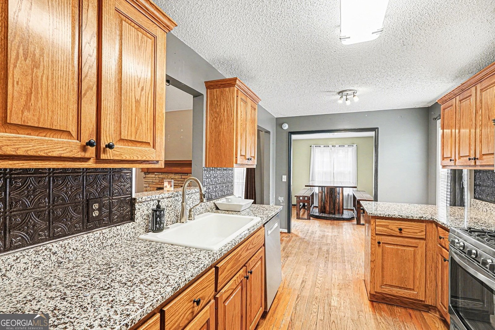 105 Twin Oaks Drive Calhoun - Photo 11