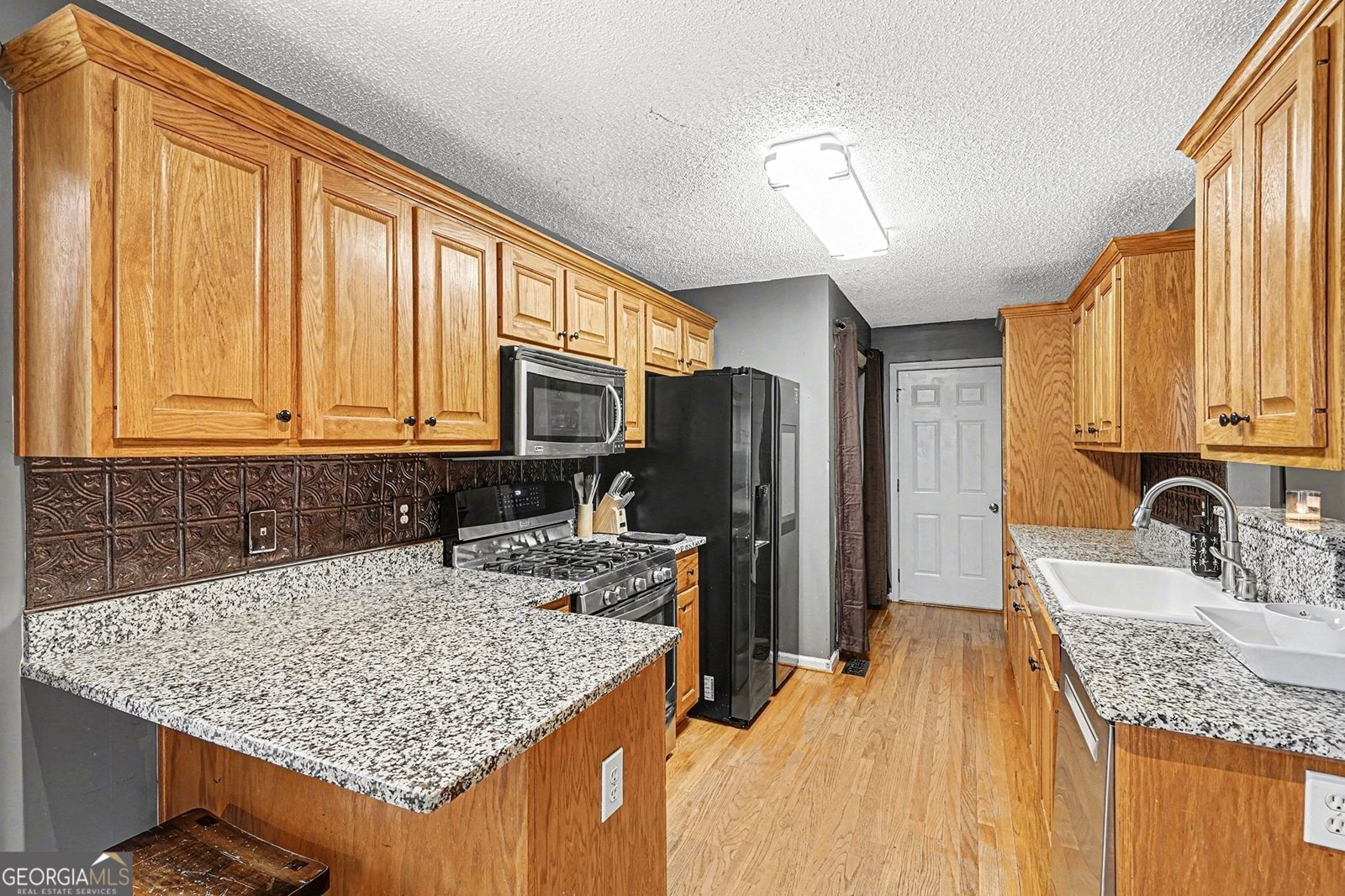 105 Twin Oaks Drive Calhoun - Photo 9