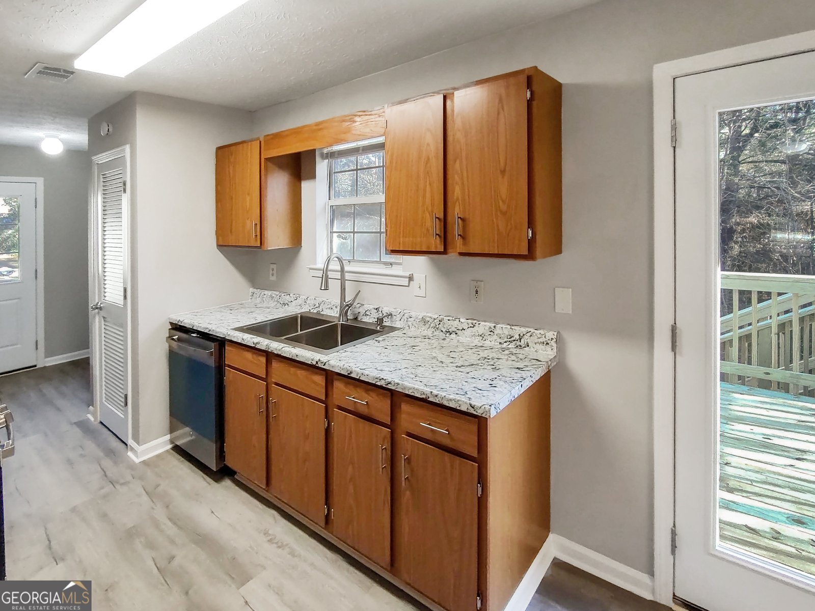 220 Peach Forest Place Douglasville - Photo 9