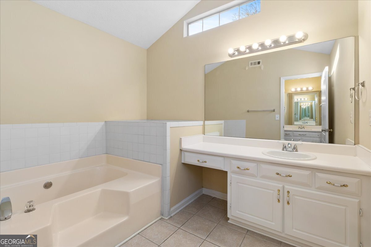 210 Summer Hill Circle Stockbridge - Photo 22